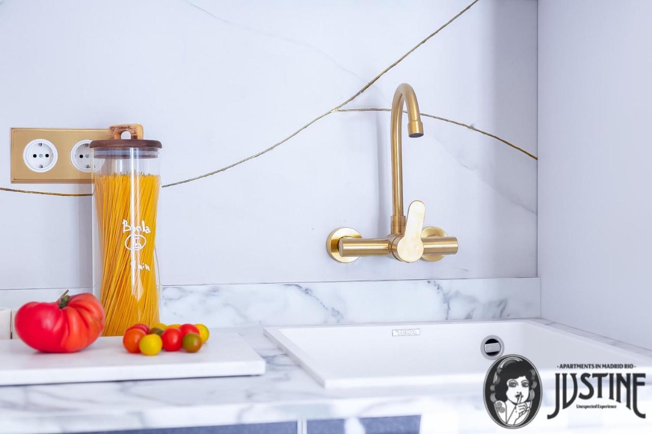 Suite Kintsugi By Justine Apartments Apartamento Turistico En Madrid Rio Exteriör bild